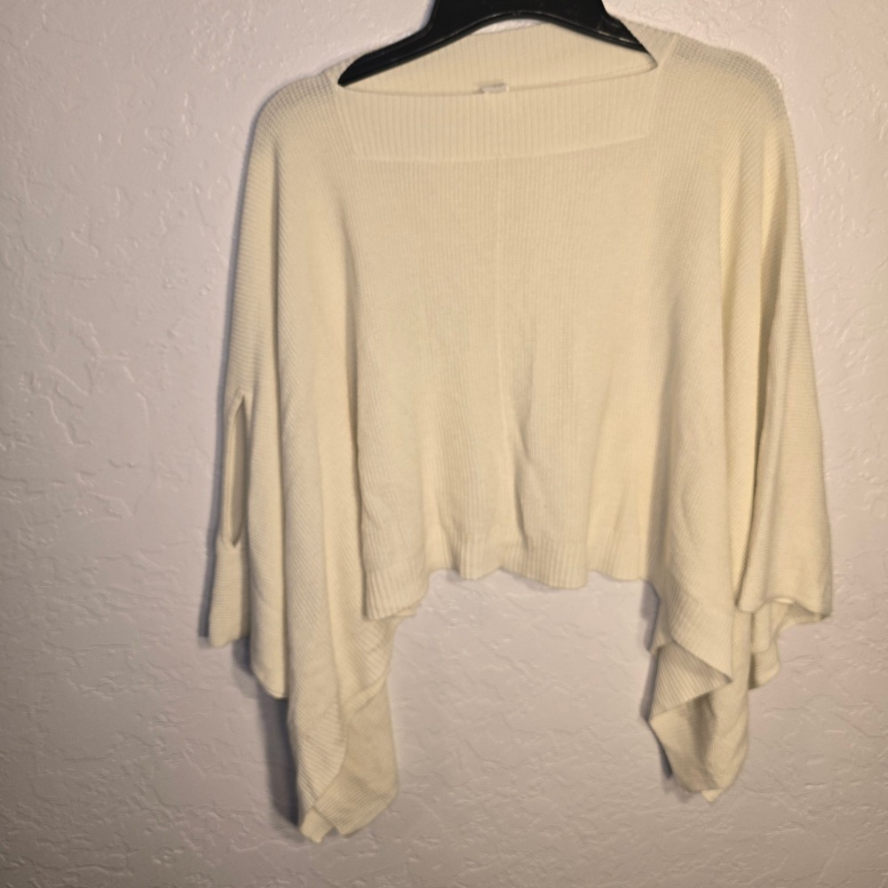 Lululemon Forward Flow Poncho Sweater OS Cream Cashmere Blend lounge Draped Wrap